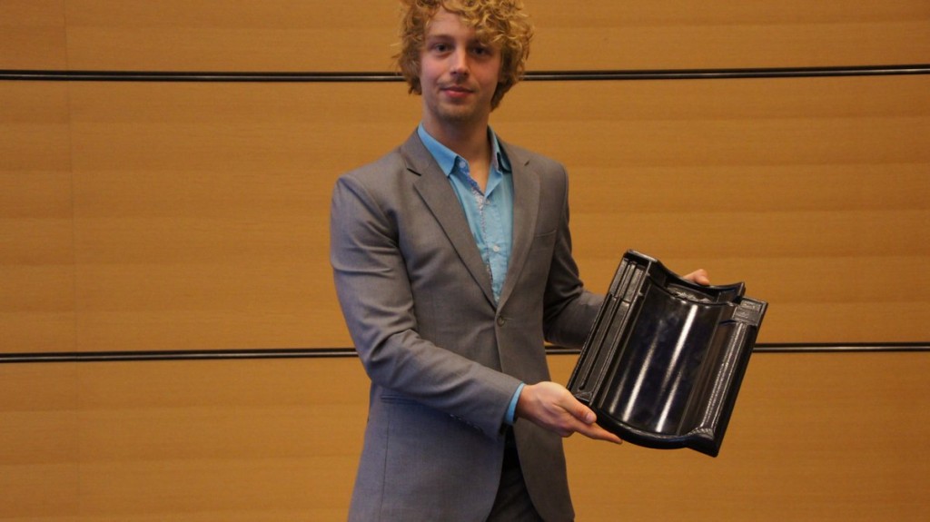 Koen Haest FlexSol Solar Roof Tile – Energy Agreement Council Koen Haest FlexSol Solar Roof Tile - Energy Agreement Council