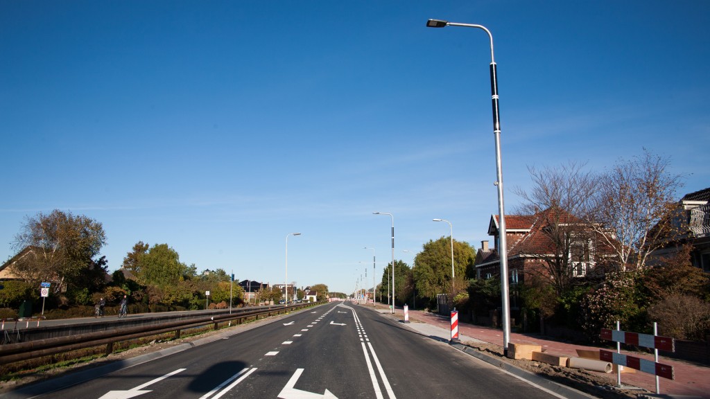 Soluxio solar light pole N211 road Soluxio solar light pole N211 road